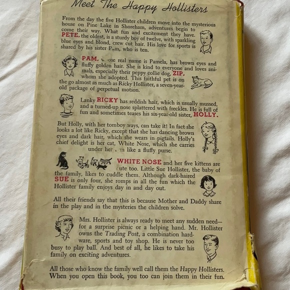 Set of 5 “Happy Hollister” books - Picture 7 of 7